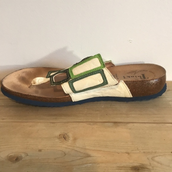 THINK! Women's Julia Window Thong sandals size 41 or 10.5 green cream - Picture 2 of 8